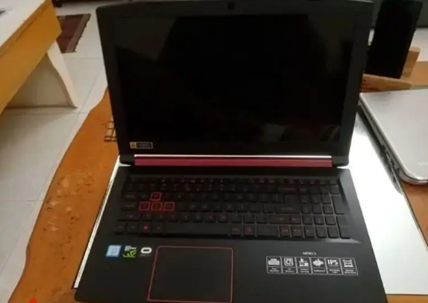 Acer Netro 5 Cor I5 8th Gen For Sale
